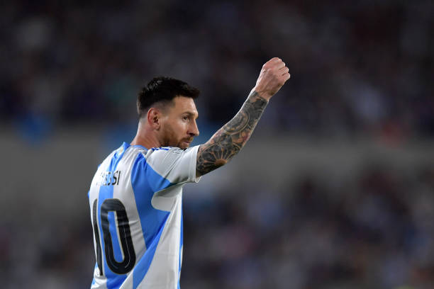 Messi Ronaldu bilan xet-triklar soni bo‘yicha farqni 1 taga qisqartirdi