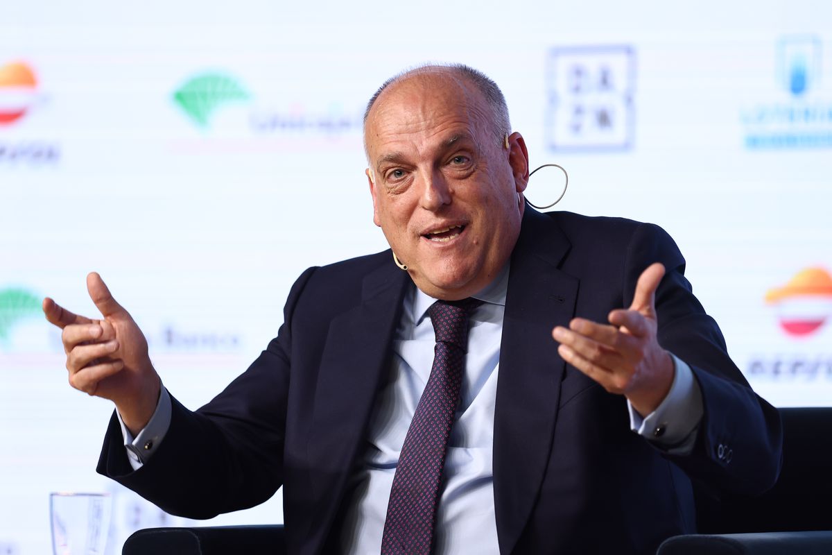 Tebas Peresni tanqid qildi