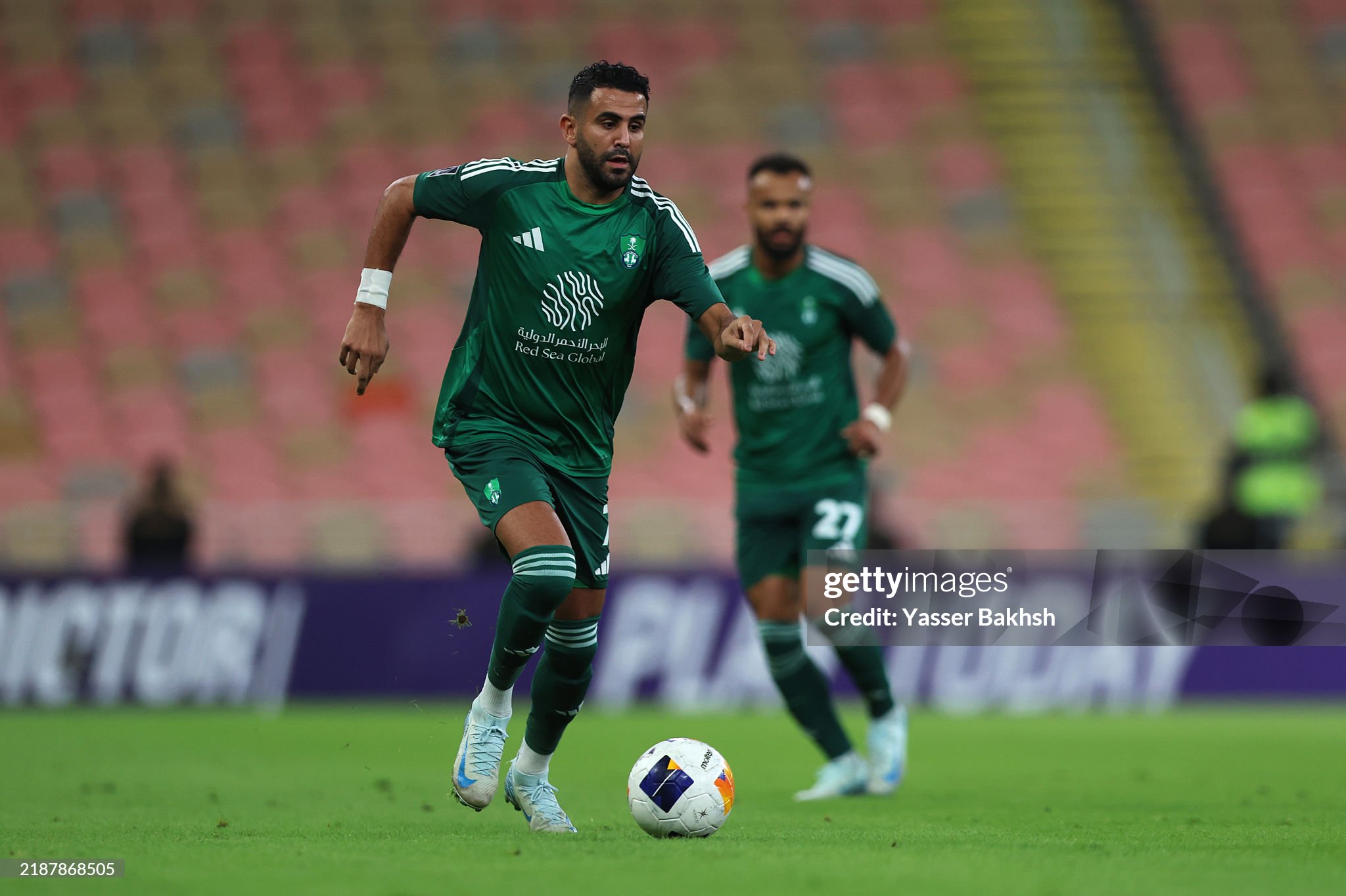 Mahrez nima uchun "Al Ahli"da "Siti"dan ko‘ra yomonroq o‘ynashini aytdi