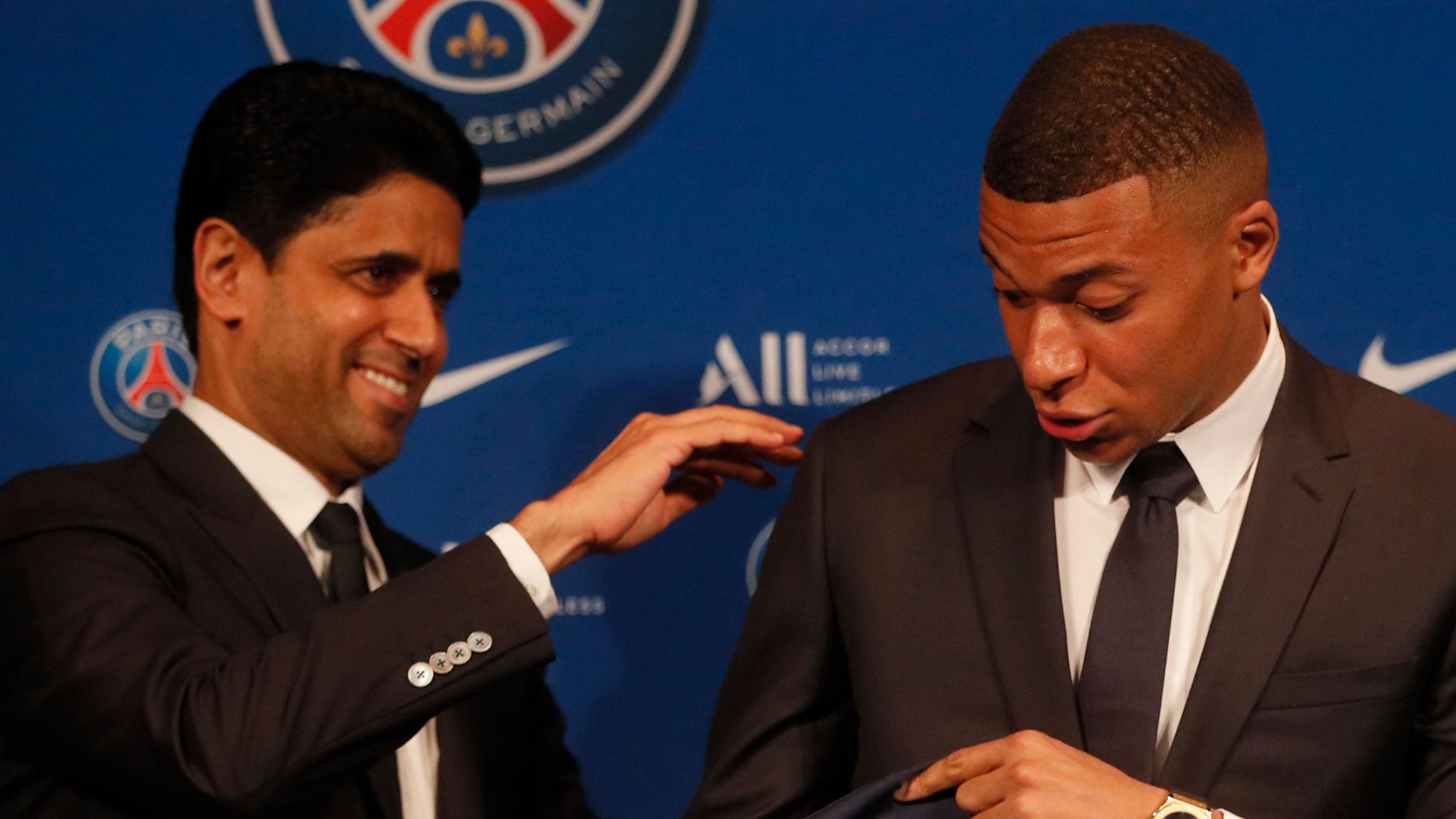 Mbappe kim uni qamatmoqchi ekanligini biladi